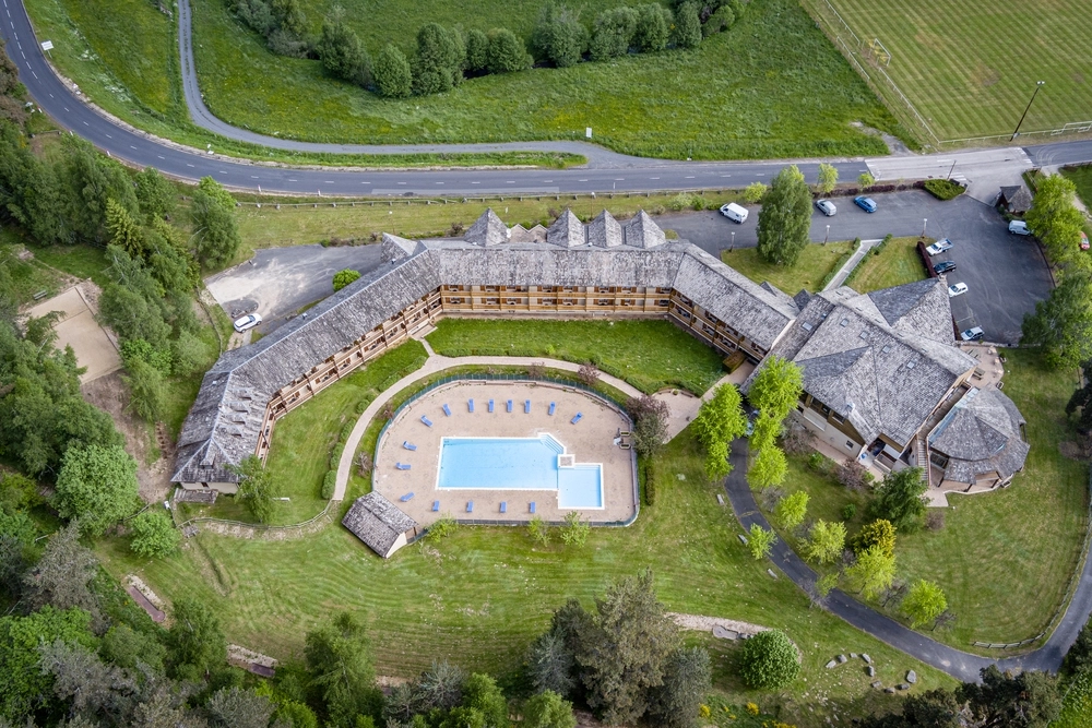 Hôtel pour groupe à Fournels : Confort et convivialité